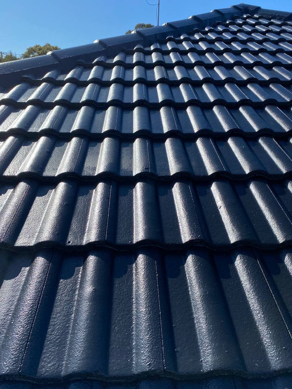 Metal roof re-roofing in progress Geelong – Skyways Roofing