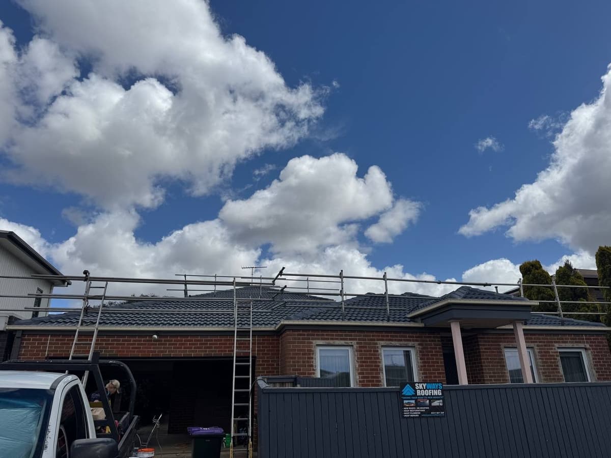 New tile roof with scaffolding Geelong – Skyways Roofing