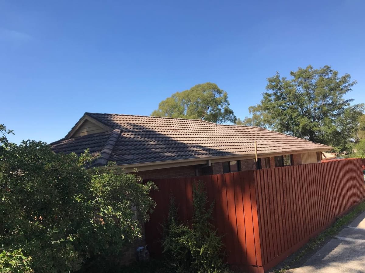 Tile roof re-bedding and re-pointing Belmont – Skyways Roofing Geelong